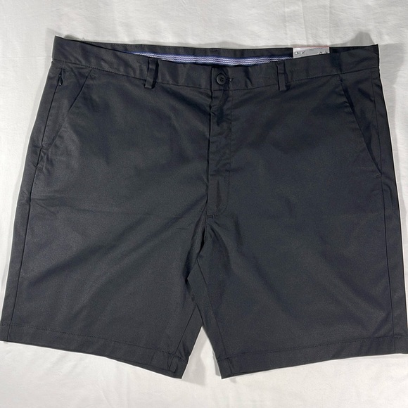 St. John's Bay mens black Performance short polyester 9" inseam shorts - size 44 - Picture 2 of 12
